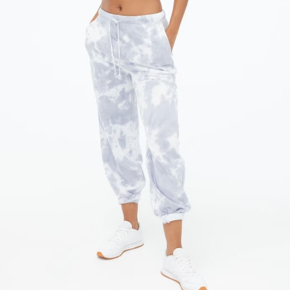 Aeropostale Pants - SOLD Aeropostle Blue Tie-Dye Baggy High-Rise Cinched Sweatpants